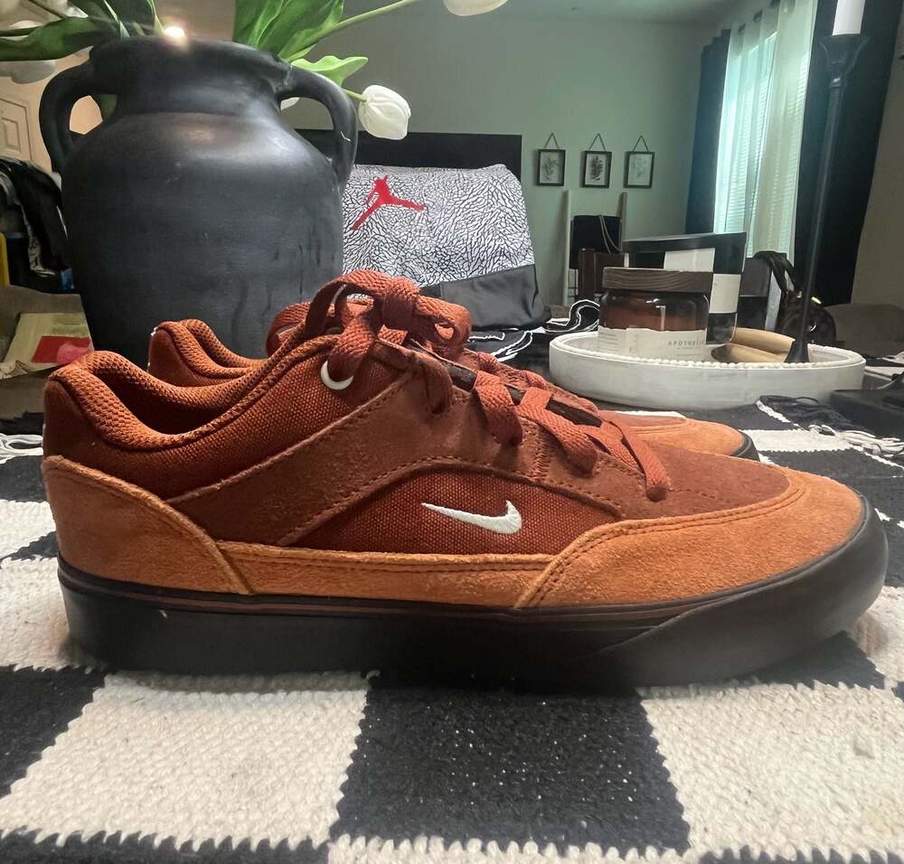 Nike SB Malor 'Cinnamon Dark Russet' Skate Shoes 6.5 youth- 8-8.5 women